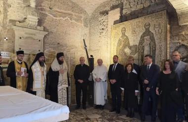 Македонска делегација на чело со претседателката во Рим на чествување на Денот на сесловенските просветители