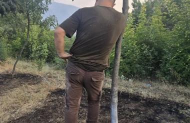 Михаилов се најде во необична ситуација: На Фејсбук навредуваат, на терен со подадена рака бараат помош