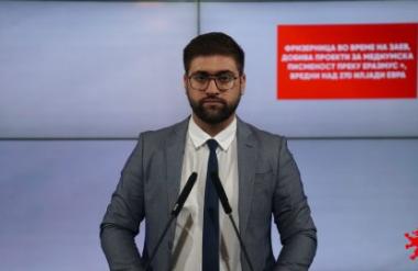 Манасиевски: Фризерница во време на Заев, добива проекти за медиумска писменост преку Еразмус +, вредни над 270 илјади евра