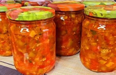 ПОВКУСНО ОД КАВИЈАР: Салата од модри патлиџани за зима, прсти да излижеш!