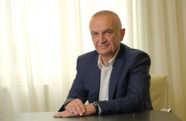 Поранешниот албански претседател останува во притвор, одбиено неговото барање за поблаги мерки