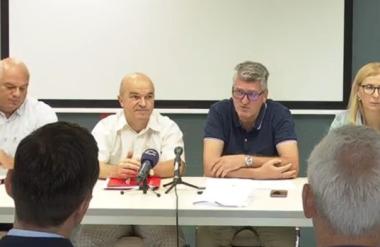 „Оне Македонија телекомуникации“ – фирма на унгарската „Фор-ај-џи“, единствен понудувач на тендерот за трет мобилен оператор