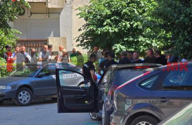 (Фото+Видео) Еве како изгледа Тетово по грозоморното убиство среде бел ден – повреден е и случаен минувач!