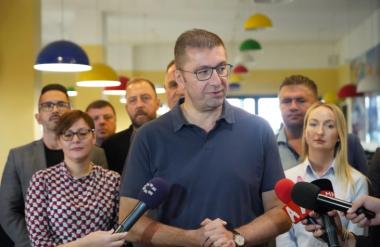 Премиерот Мицкоски во посета на Општина Петровец