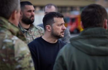 Зеленски го потпиша Договорот за стогодишно партнерство со Велика Британија