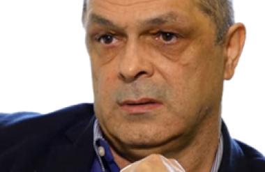 КОЛУМНА НА ЈАНЕВСКИ: Како поради Панче Тошковски и Весна Јаневска станавме нација со дебели стомаци!?